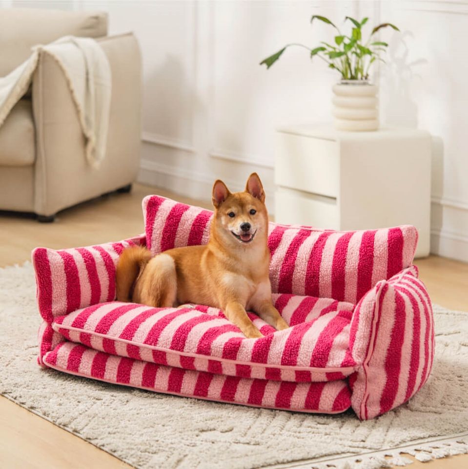 Canapé-lit à rayures Woof & Purr pour chien et chat